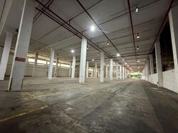 Gul Road (D22), Warehouse #578706431